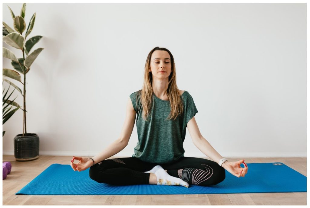 yoga physiotherapy by mantech publications